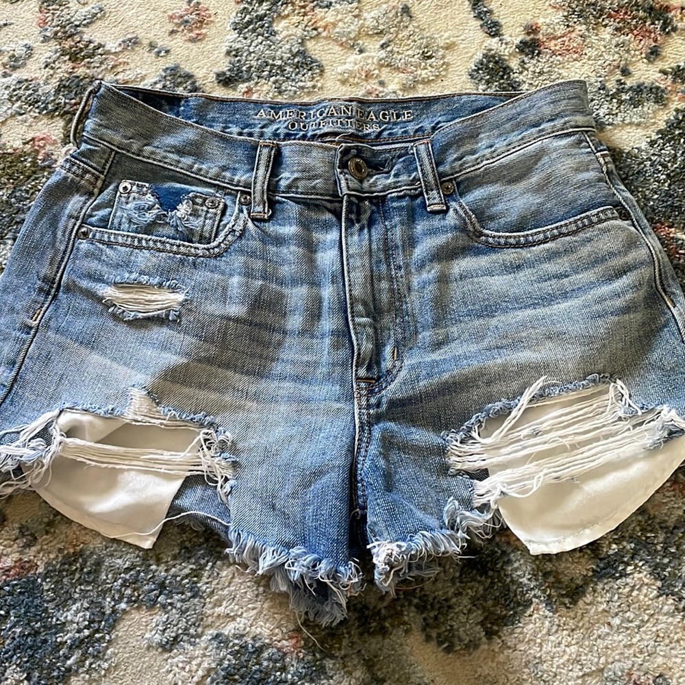 American Eagle Vintage Hi-Rise Festival Shorts